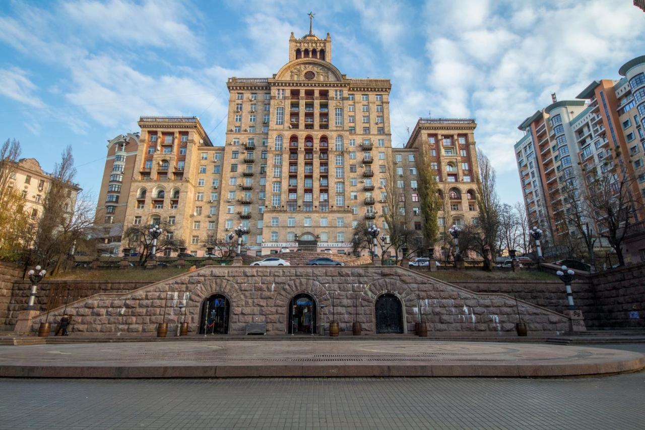 קייב Central Apartments On Khreschatyk מראה חיצוני תמונה